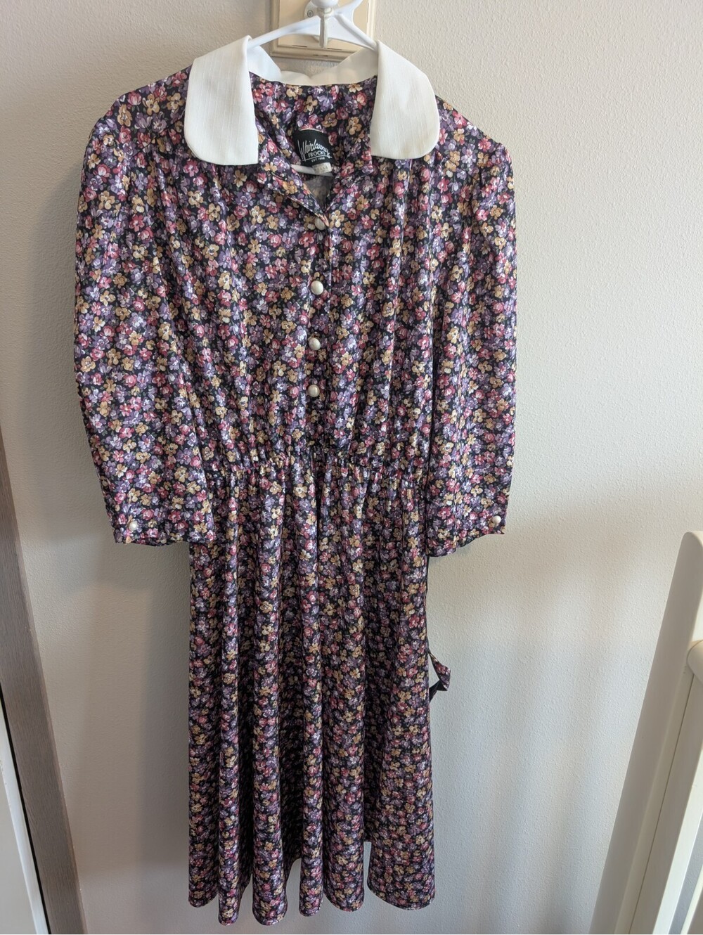 Vintage Whirlaway Frocks Women's 10 Petite Black Floral Midi Dress Short Sleeve